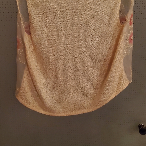 Vest - Picture 2 of 2